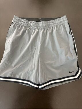 Nike Men's Gray Athletic Shorts